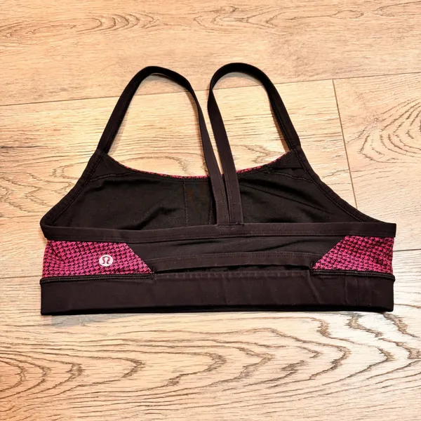 Lululemon Rise and Run Sports Bra‎ Magenta and Black Houndstooth Size 8 - Image 2