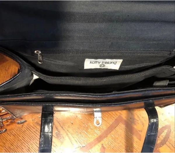 Kathy Ireland Black Shoulder Bag - Image 7