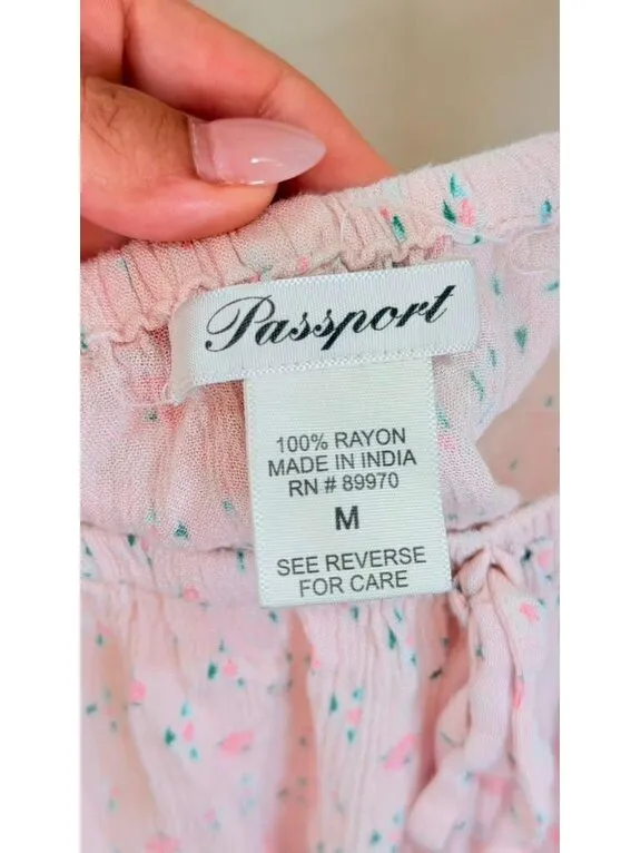 Size M brandy melville STYLE Pink Off-the-Shoulder Crop Top - Image 4