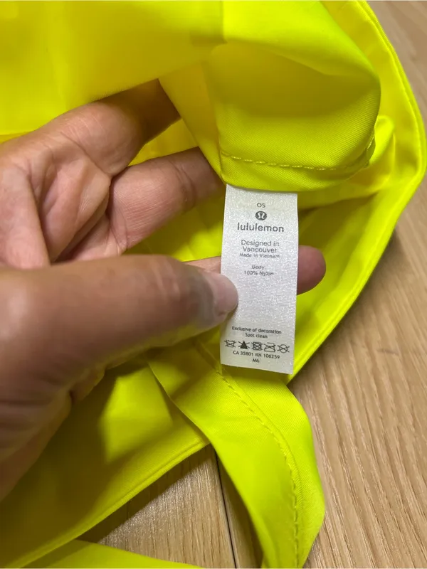lululemon Easy As Sunday Tote 19L Highlight Yellow Neon NWT - Image 10