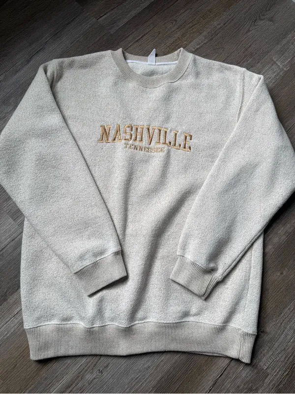 Nashville Tennessee Graphic Crewneck Sweatshirt Embroidered Super Soft Comfy XL - Image 2