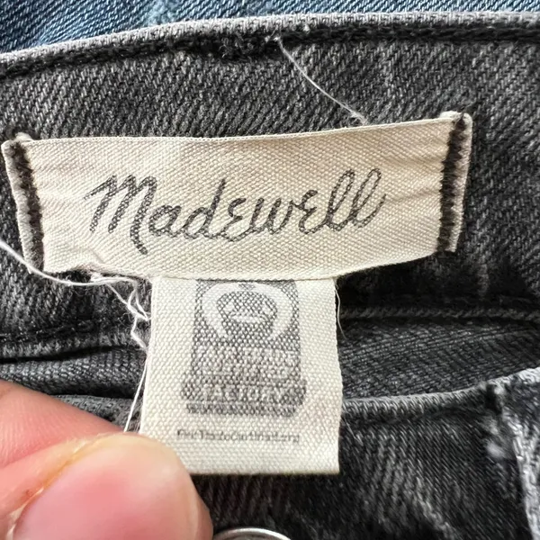 886 | Madewell Curvy Perfect Vintage Straight‎ Jeans Black Raw Hem Womens 23 - Image 4