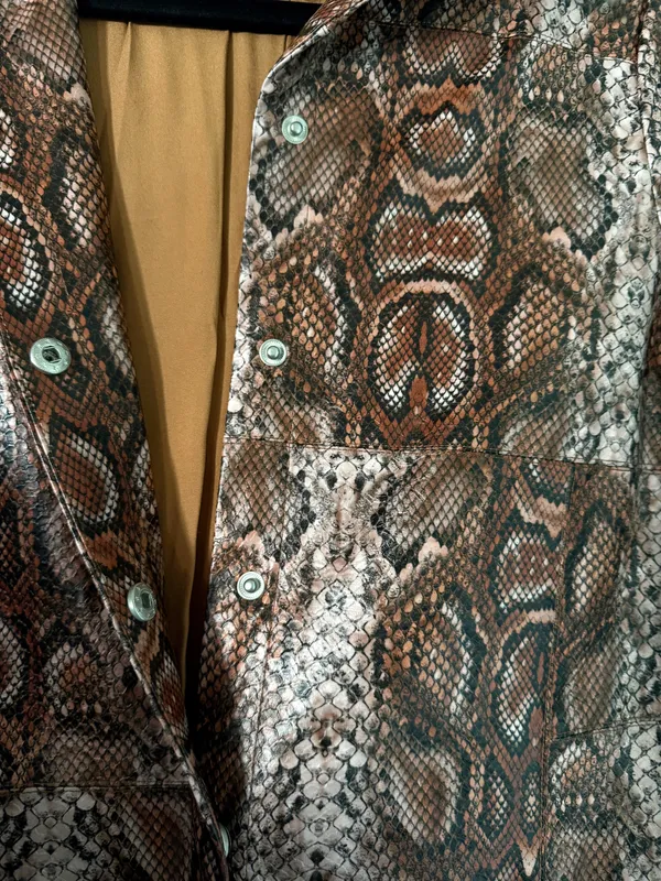 IAMGIA Snakeprint Trench XS - Image 6