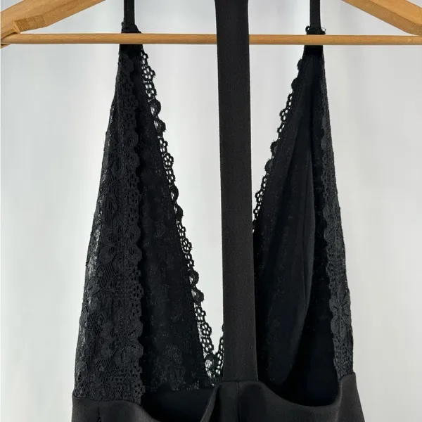 Lulus T Back Lace Deep V Mini Dress‎ in Black Size Small - Image 7