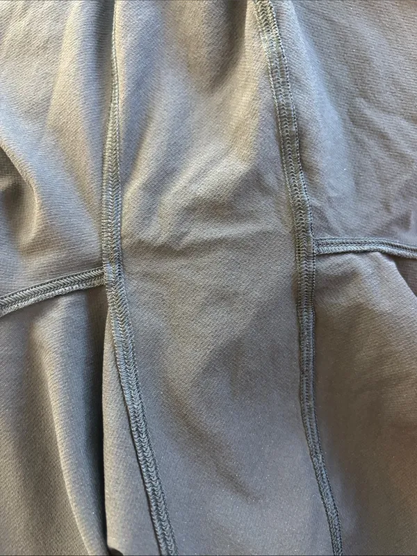 Lululemon License to Train High-Rise Active Pant Women's Size 8 in Black in EUC! - Image 8