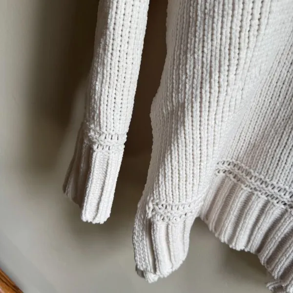 Cream Aerie Turtleneck - Image 3
