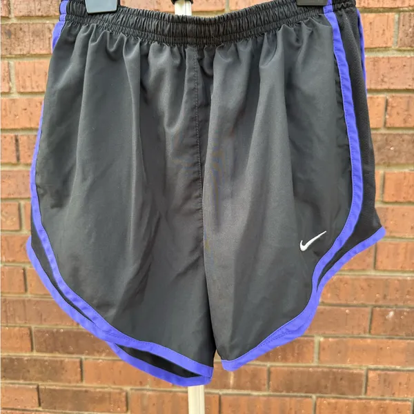Nike Dri-Fit Tempo 10K Running Shorts Women Black Purple Stripe Size Small - Image 2