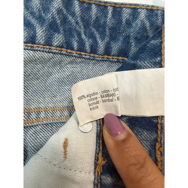 Zara Women Light Wash High Rise Straight Leg Jeans Raw Hem Size 6 - Image 6