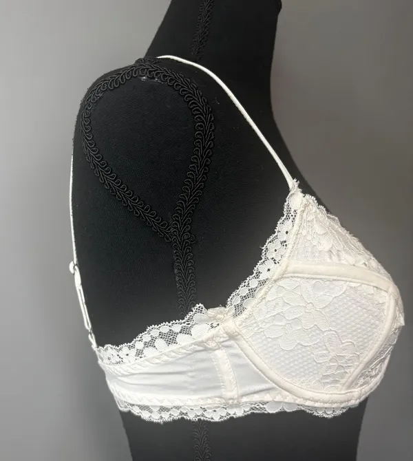 Forever 21 Floral Lace Underwire Bra - Image 2