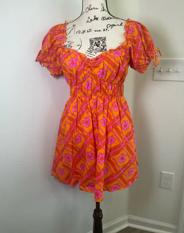 Show me Your Mumu x Barbie Mini dress Sz XS Hot pink /Orange - Image 4