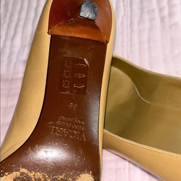 Vicari Size 8 Tan Leather Color Block Kitten Heels - Image 10