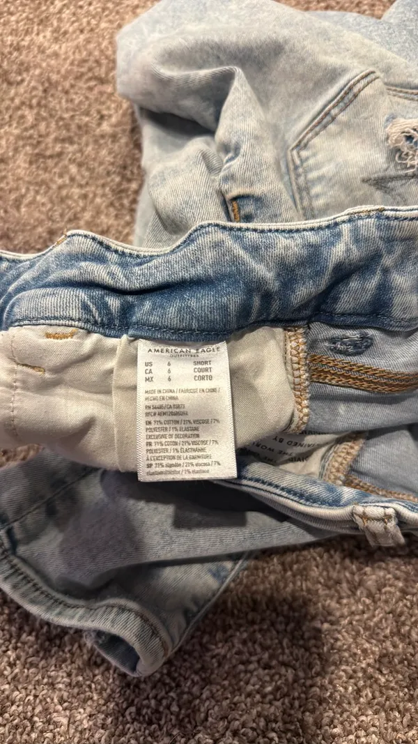 American Eagle Jeans - Image 2
