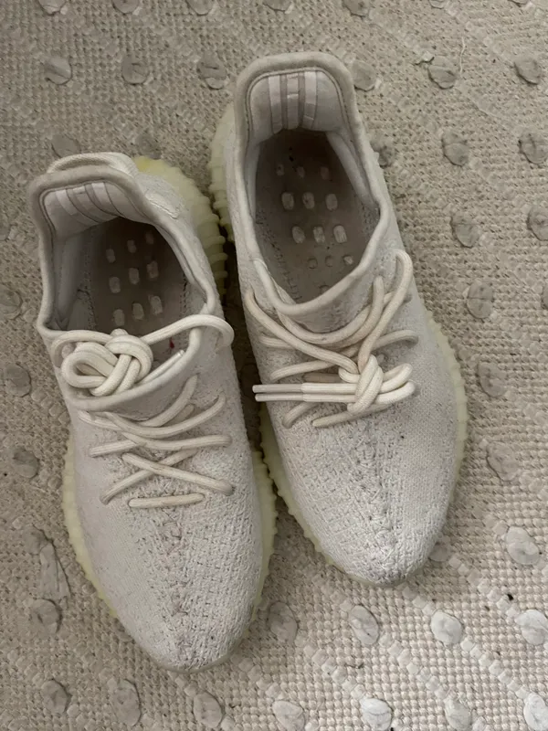 Adidas Yeezys 350 Boost - Image 2