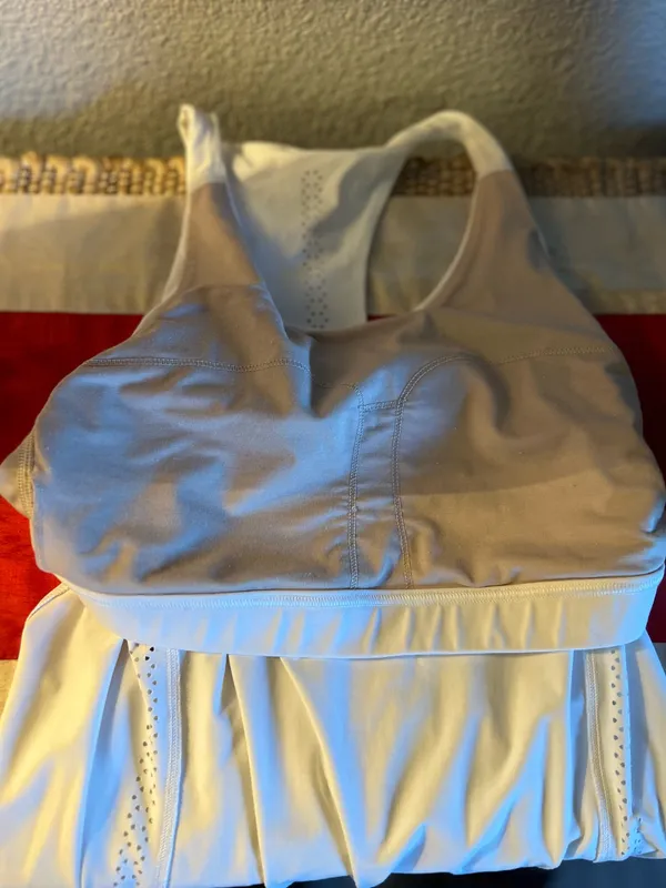 Womens sz8 Lululemon Hit It Tank Built in Sports Bra No Padding - Image 12