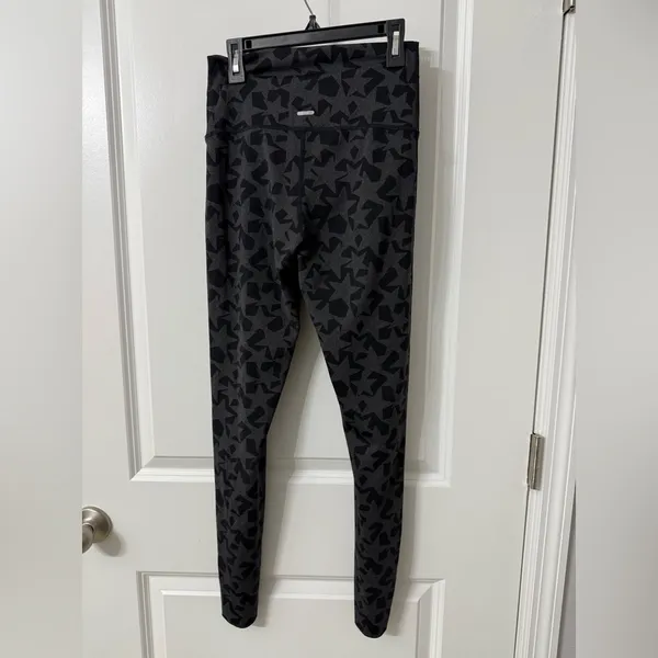 Aerie Star Leggings Size Medium - Image 2