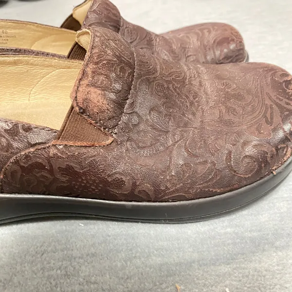 Alegria PG Lite KEL 433 Sz 40 Brown Embossed Leather Clogs Comfort Slip On Shoes - Image 6
