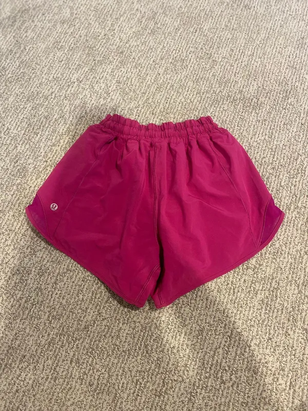 Lululemon Hotty Hot Shorts 4” - Image 2