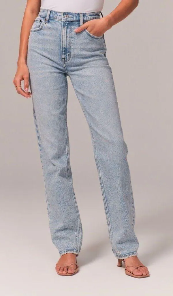 Abercrombie Jeans - Image 3