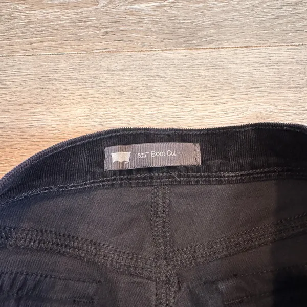 Levi's 515 Boot Cut Corduroy‎ Pants Womens Size 12 M Black Flat Pocket - Image 6