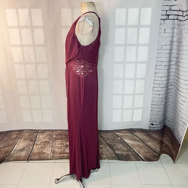 David's Bridal NWT Chianti High Neck Mesh Bridesmaid Dress Size 16 - Image 8