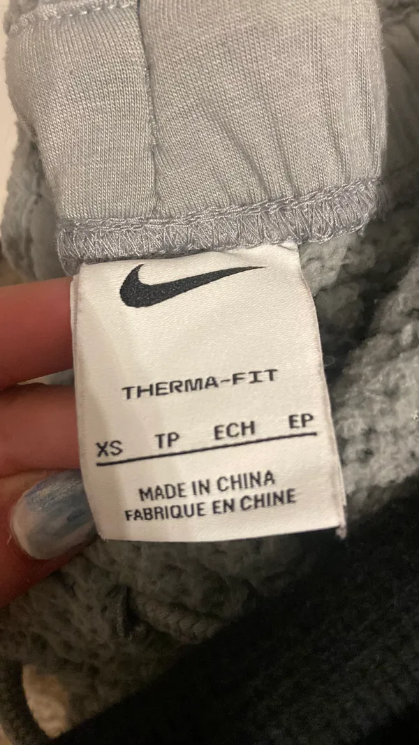 Nike gray fuzzy sweatpants - Image 3