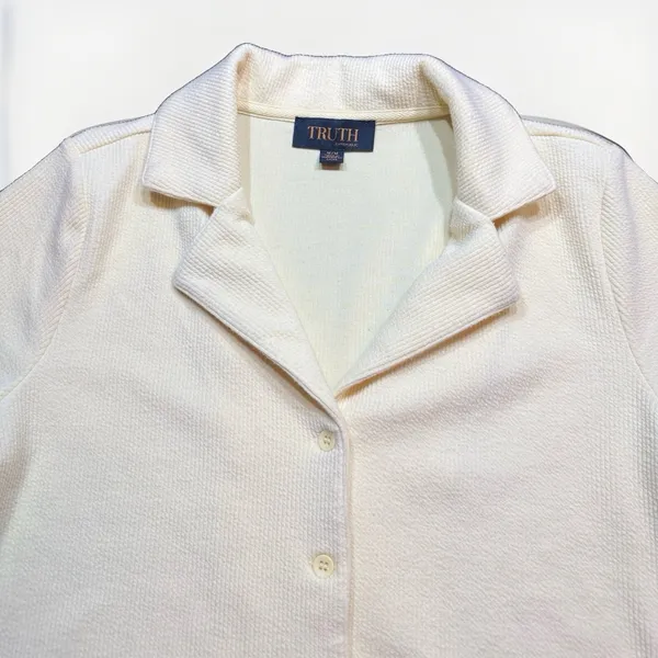 Pastel yellow collared button - Image 3