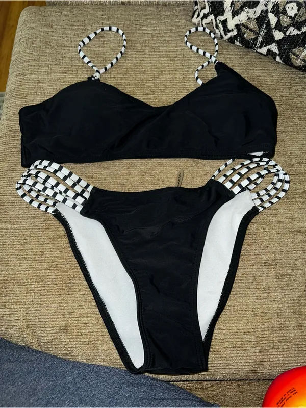 SHEIN Black Bikini Set with Check-Print Strap Accents - Image 2