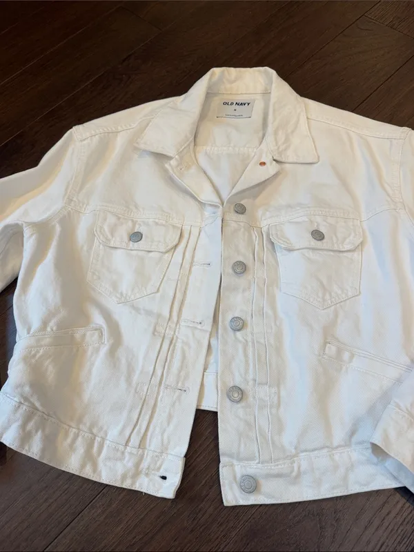Old Navy White Denim Jacket Size Medium - C73-031 - Image 3