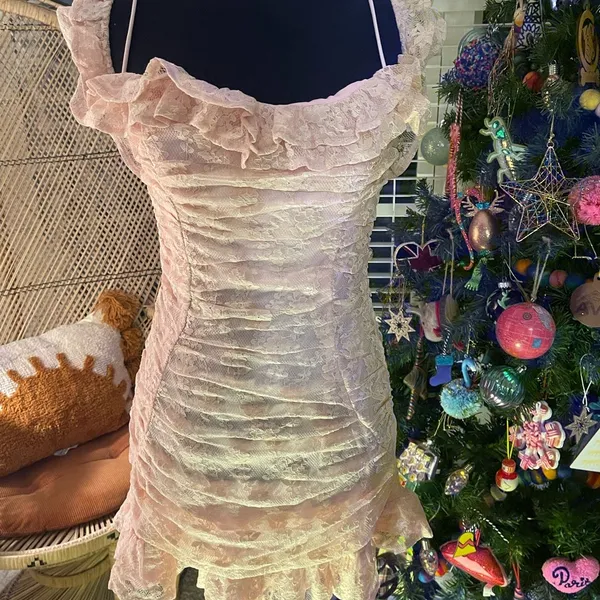 Hello Molly 🎀NWT Hello Monday Monday to Sunday Lace Off Shoulder Mini Dress in Blush Sz 8/L - Image 7
