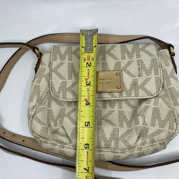 Michael Kors White Leather Crossbody Bag - Image 4
