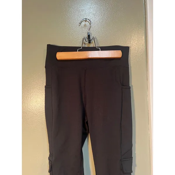 POP Fit Women's Size Medium Cargo Leggings Side Pockets Black High Rise Stretch - Image 2