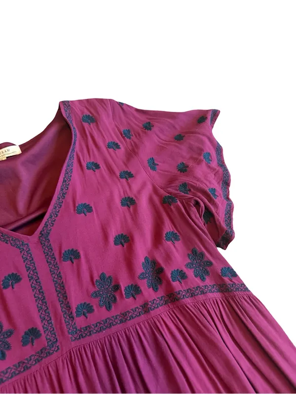 Polagram Stretchy Midi Dress Embroidered Short Sleeve Bohemian Boho Size Small - Image 2