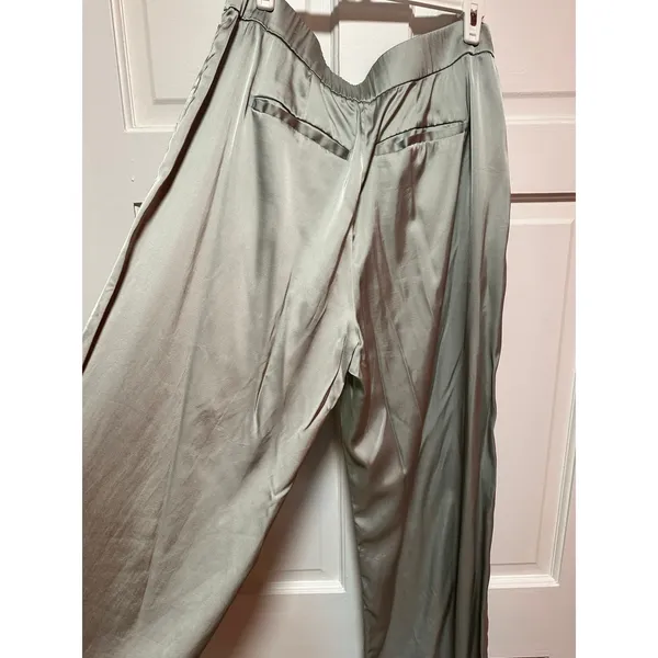 Abercrombie and Fitch Satin Tailored Wide Leg Pant Sage Size 33 Long - Image 9