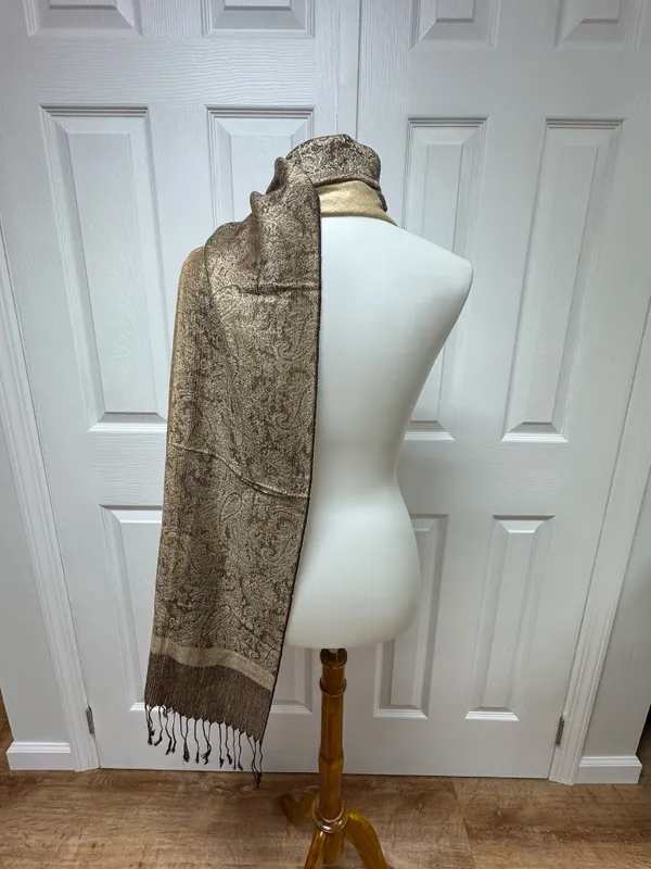 Gold and Black Paisley Pashmina Shawl With Fringes - 71" x 28"‎ - NEW In Bag. - Image 13