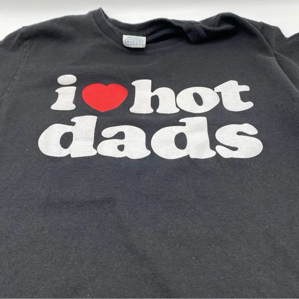 Delta I LOVE HOT DADS funny TEE T SHIRT Small SM Skate heart - Image 4
