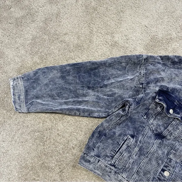 POL Women’s Corduroy Denim Button Down Trucker Jacket in Vintage Wash Blue M - Image 7