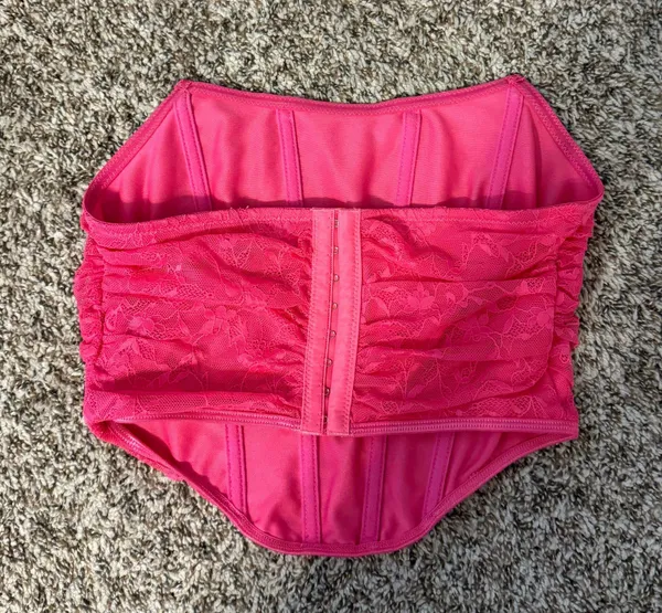 SheIn Pink Lace Corset Top - Image 2