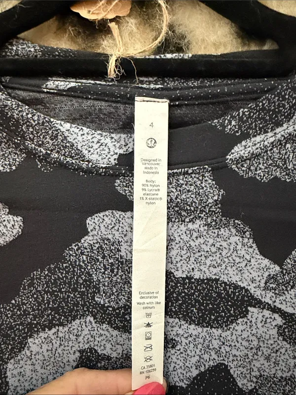 lululemon athletica Black & Gray Camouflage Short Sleeve Tee - Image 2