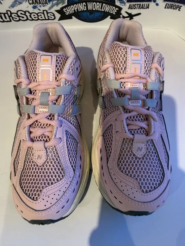New Balance 1906 size 6W/4.5Y - Image 6