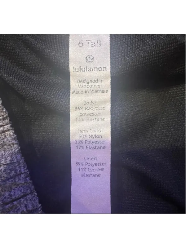 Women's Lululemon Gray Black Athletic Shorts Size 6 tall - Image 4
