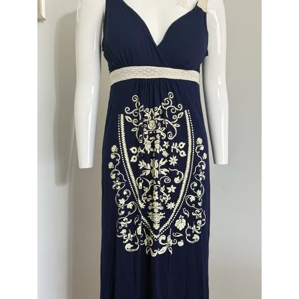 Women’s Blue Maxi Dress Size M Padded Lace Accents Embroidered Boho Cottagecore - Image 3
