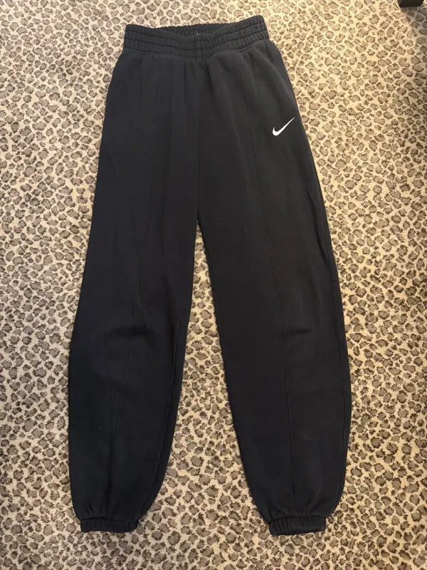 Women’s Nike Sweatpants - Image 2