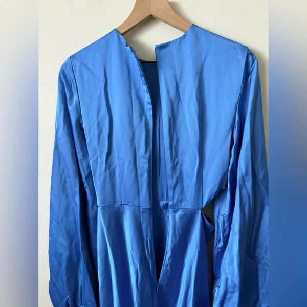 NWT Significant Other Lara Blue Satin Long Sleeve Maxi Dress Size 4 - Image 8