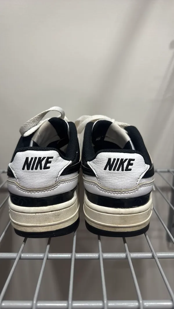 Nike Air Force - Image 5