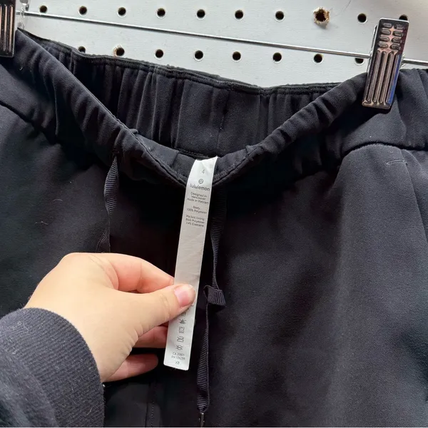 Lululemon On The Fly Black Women's Shorts - Image 4