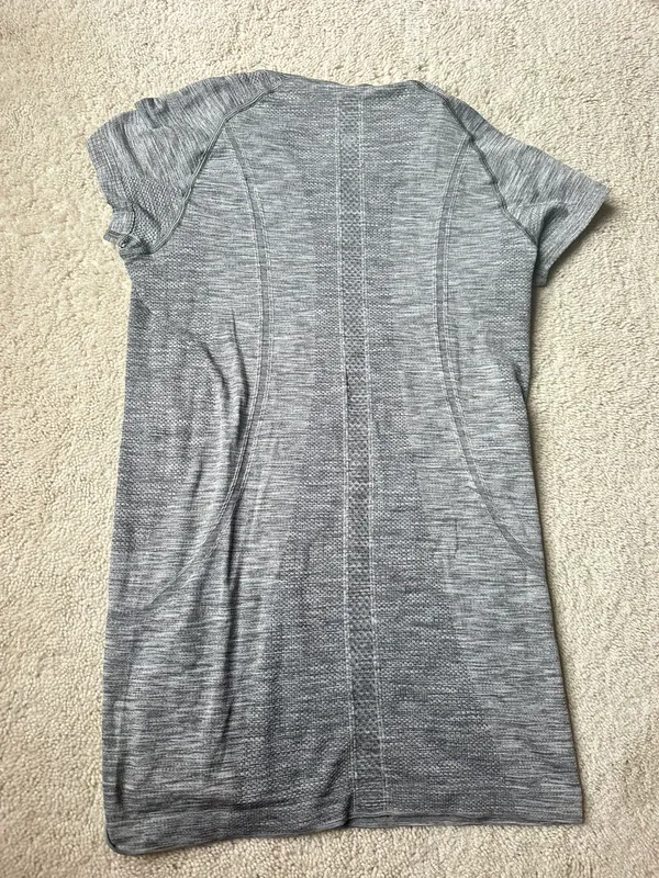 Lululemon Swiftly Tech Short Sleeve Shirt - Image 3