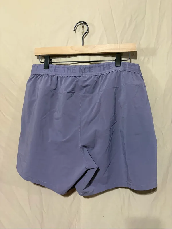 North face shorts - Image 2