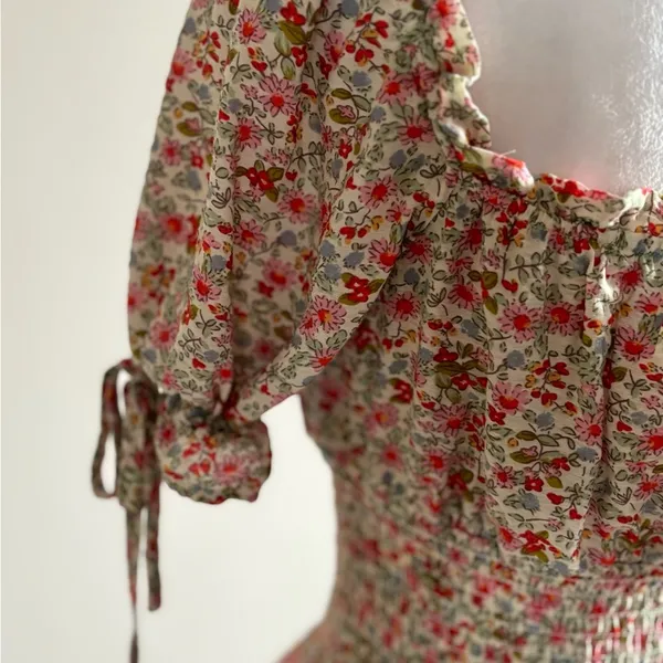 Suite Floral Ruffled Crop Top Size XS - Image 11