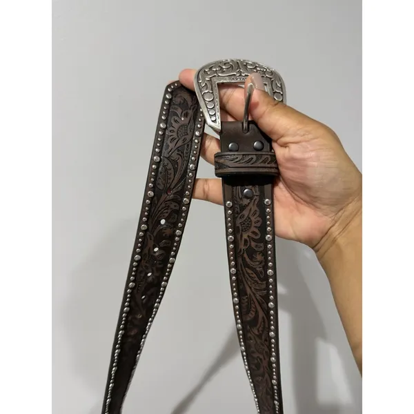 ARIAT WOMEN'S TOOLED & STUDDED LEATHER BELT Brown - Image 7
