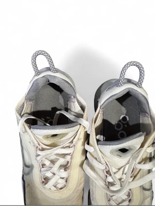 Nike Sneakers in White and Gray with Translucent Sole - Image 4